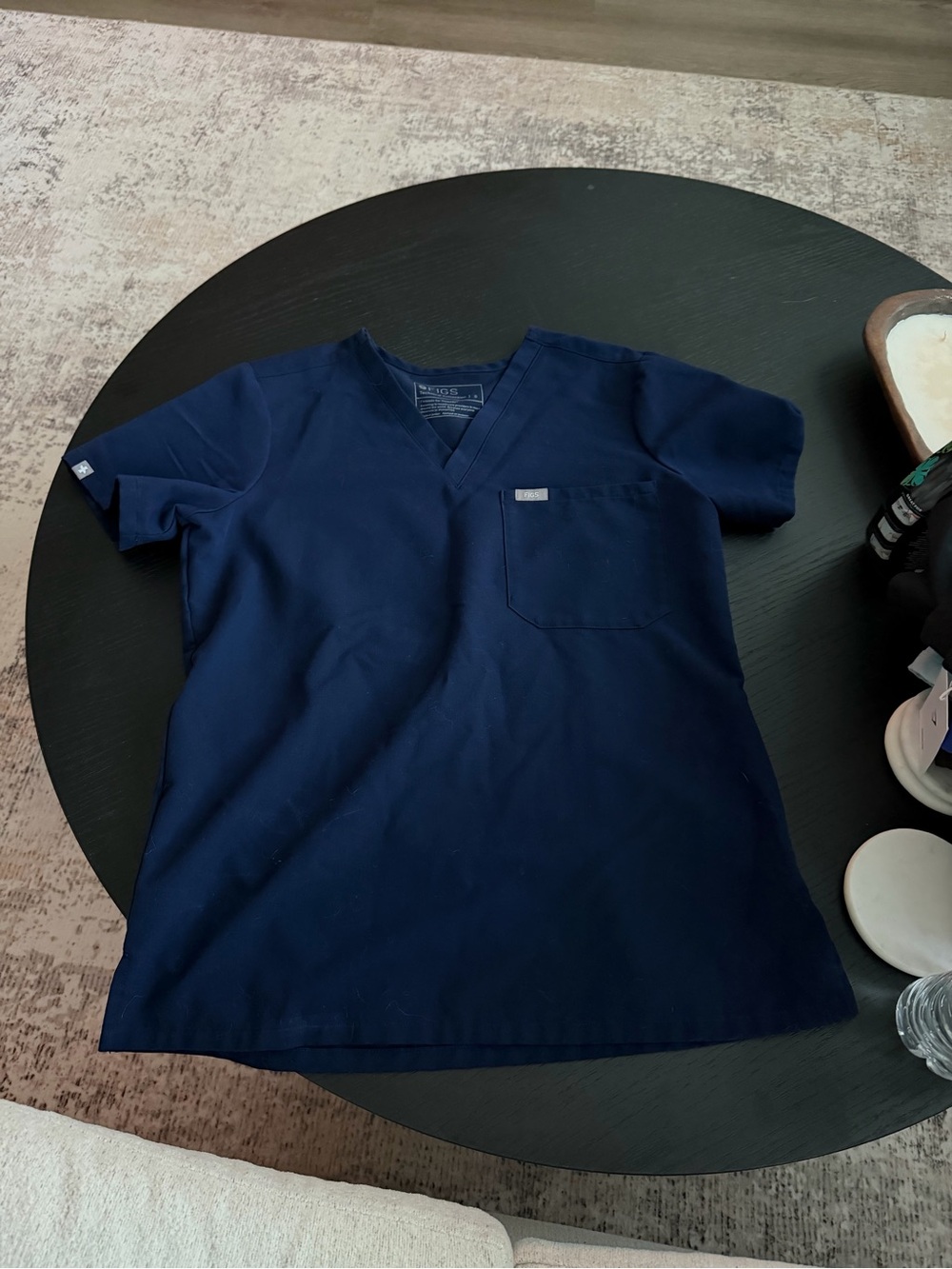 figs women’s catarina scrip top navy